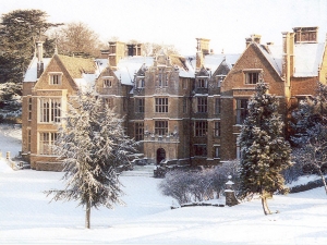 Wroxton Abbey in Snow
