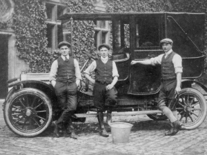 Lord North's Chauffeur, Mr Mines, Stud Groom, Mr. Mansfield, and Groom (unknown). The car is a French 